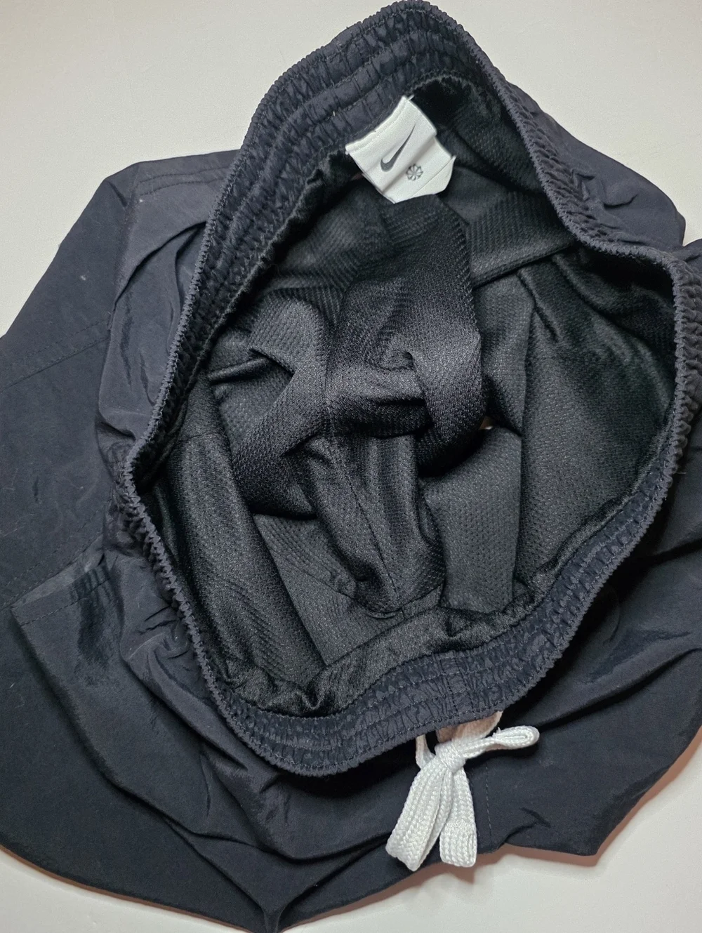 Nike Swim Volley Shorts 7 inch Inseam Men's Size S Pockets Built in Brief Black
